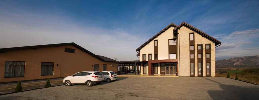 Pensiunea Rustik Lancram Sebes  Exterior photo