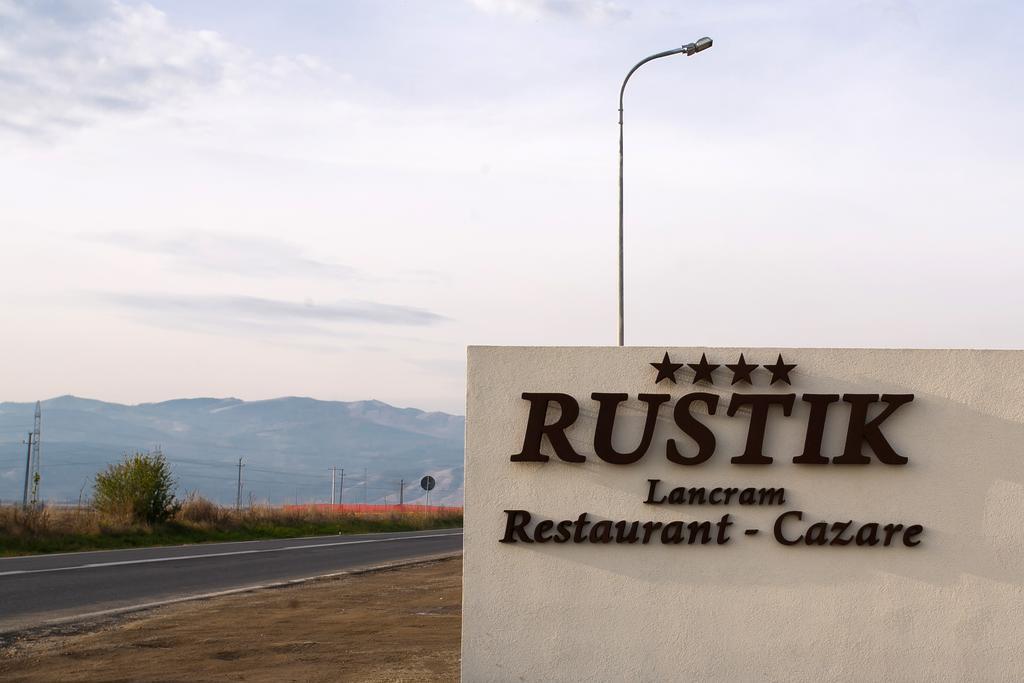 Pensiunea Rustik Lancram Sebes  Exterior photo